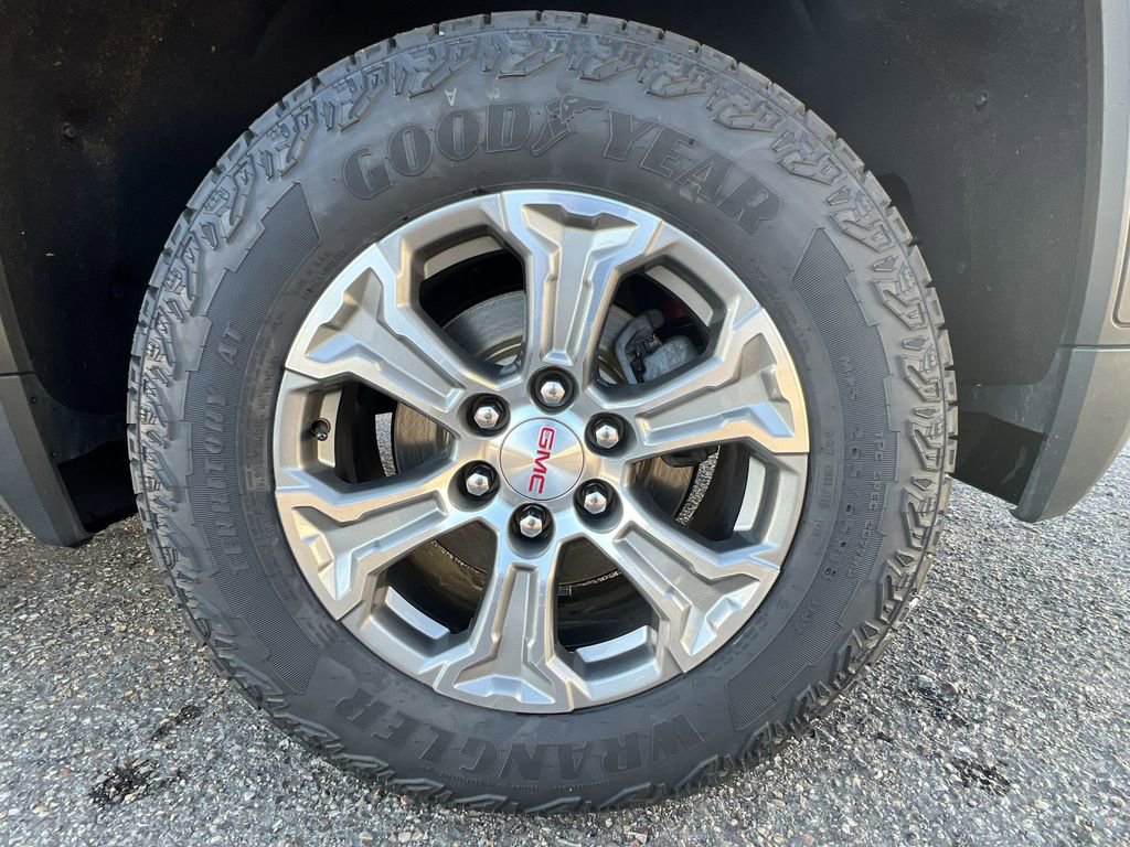 Certified 2022 GMC Sierra 1500 SLT w/ SLT Convenience Package image 32