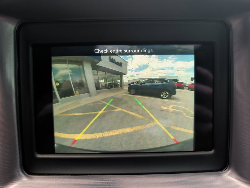 Used 2019 Dodge Charger SXT w/ Leather Interior Group RWD image 14