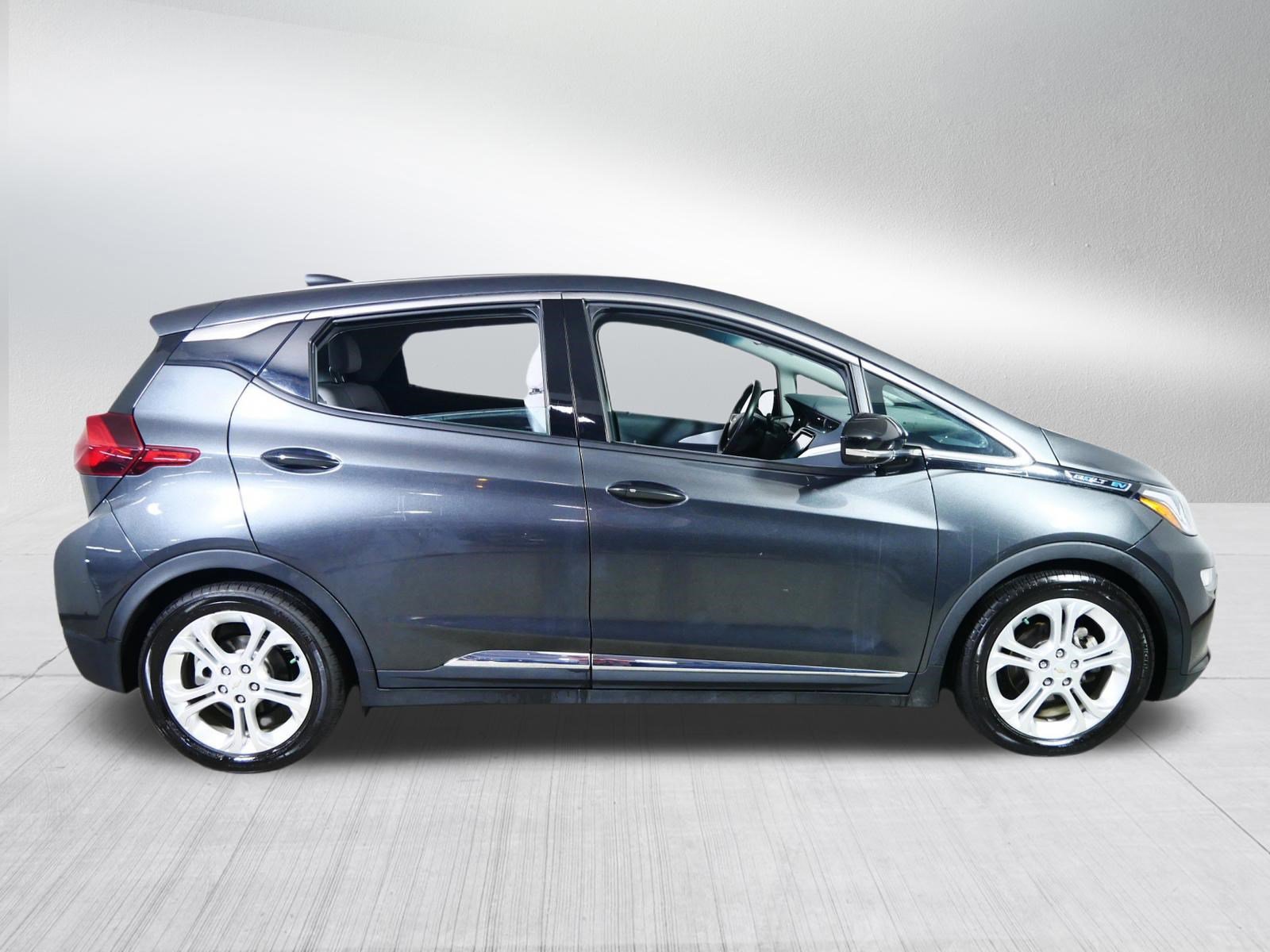 Used 2017 Chevrolet Bolt LT FWD image 8