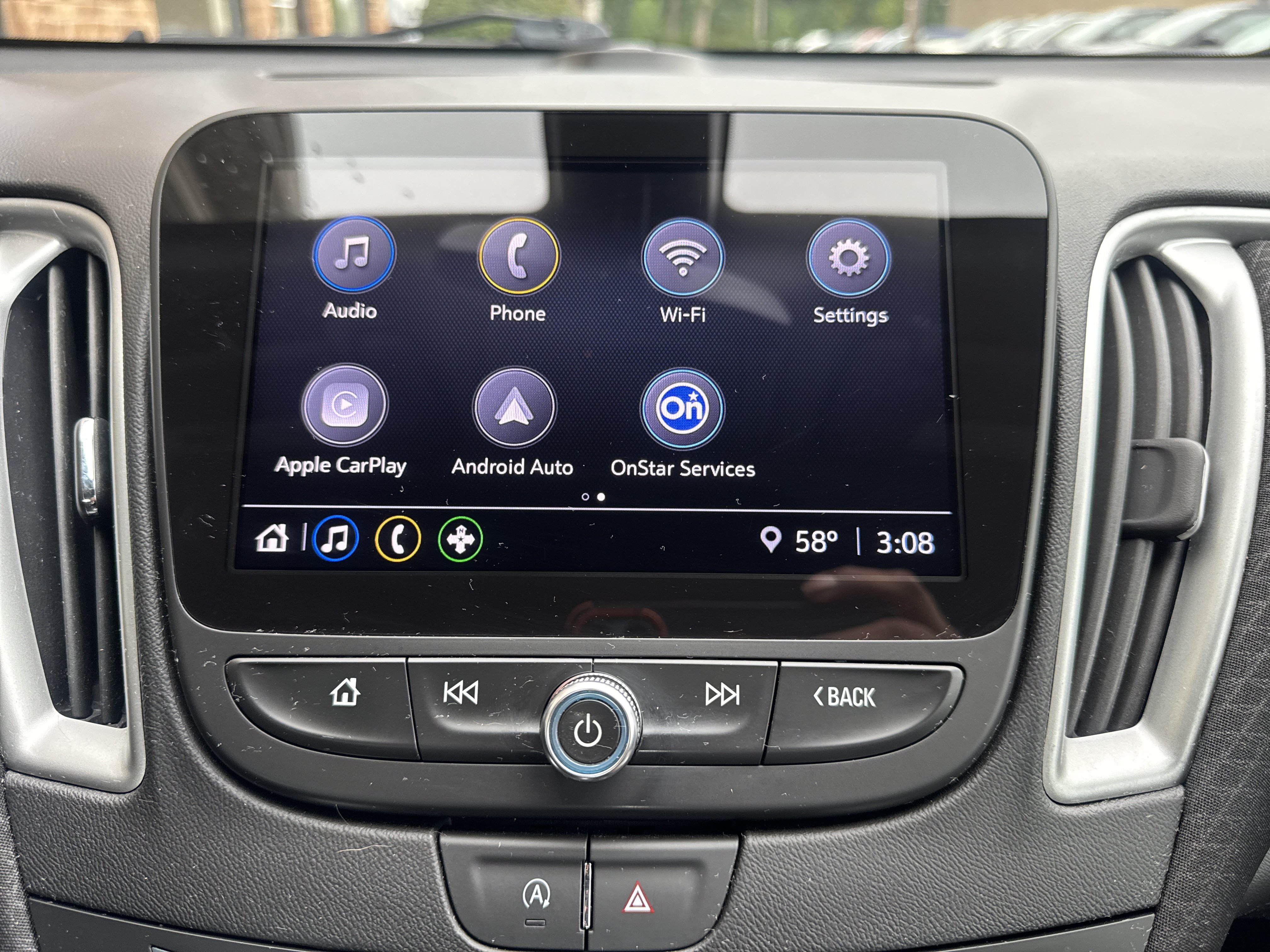 Used 2022 Chevrolet Malibu LS FWD image 16