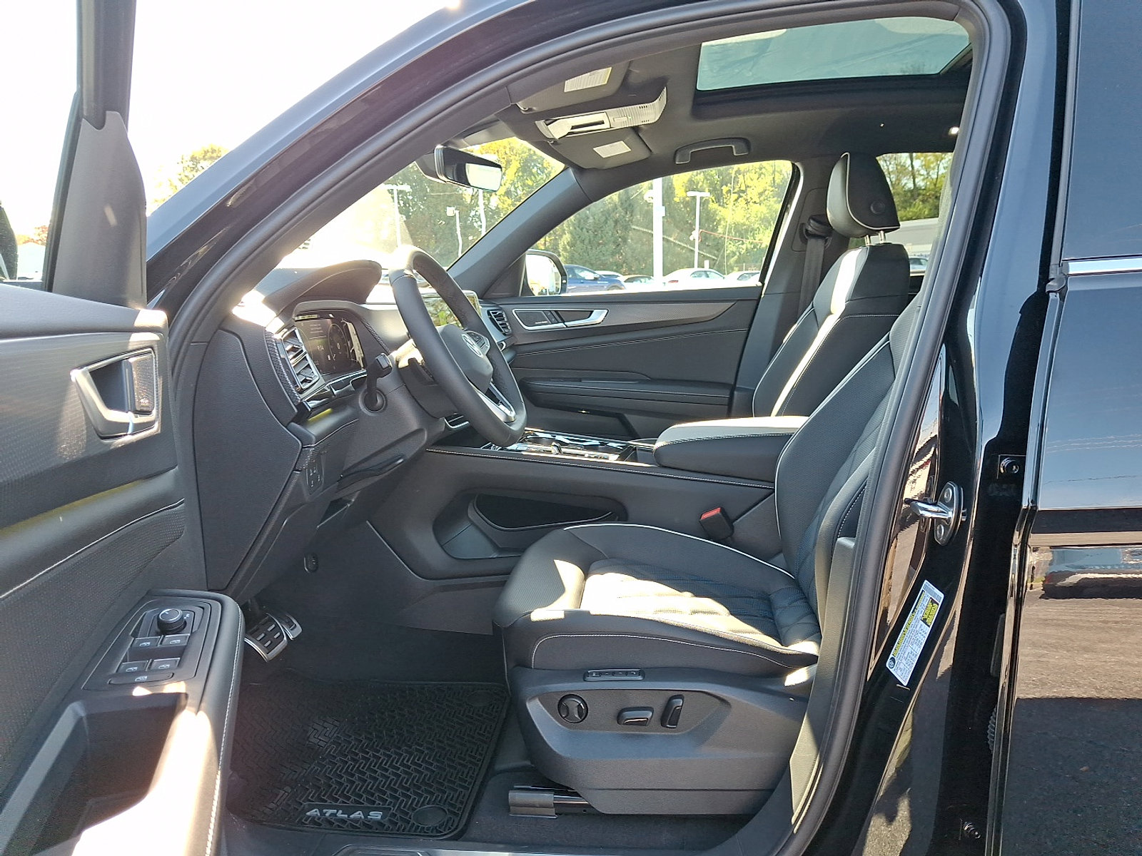 New 2026 Volkswagen Atlas Cross Sport SEL Premium R-Line image 7