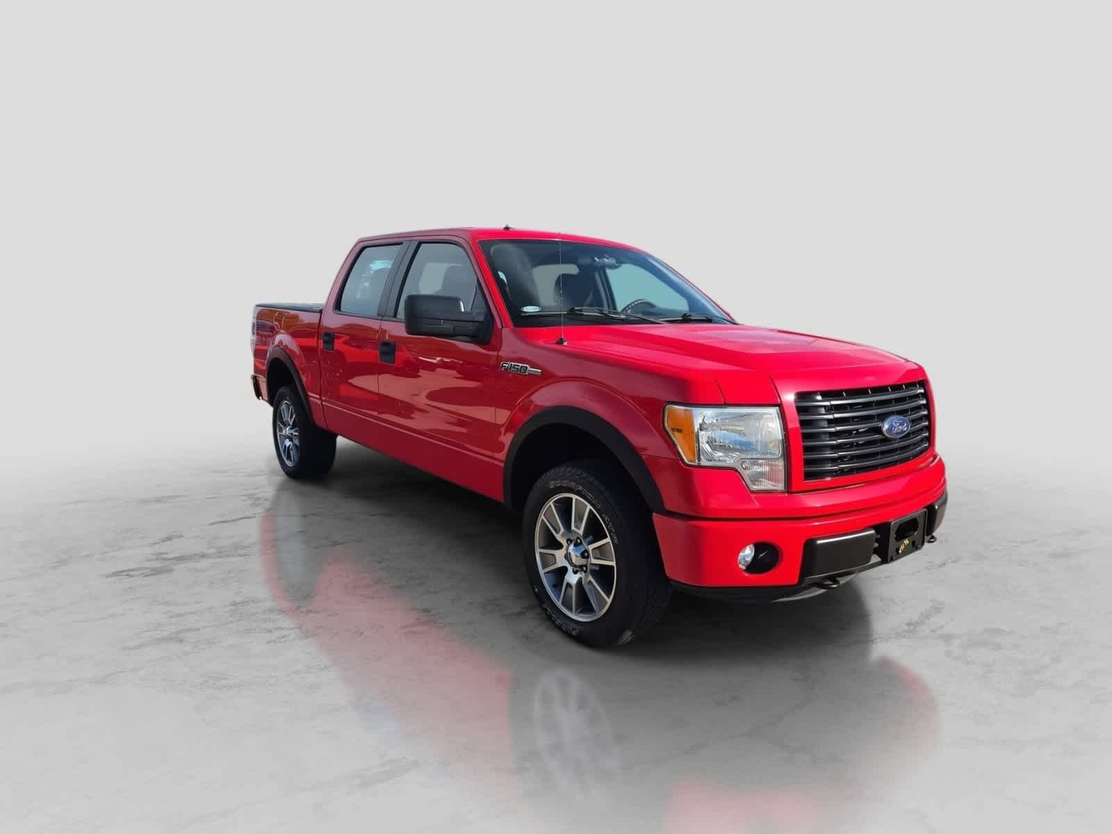 Used 2014 Ford F150 STX w/ Equipment Group 201A Mid AWD/4WD image 2