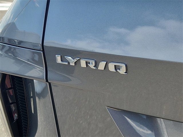 Used 2023 Cadillac Lyriq 2WD image 31