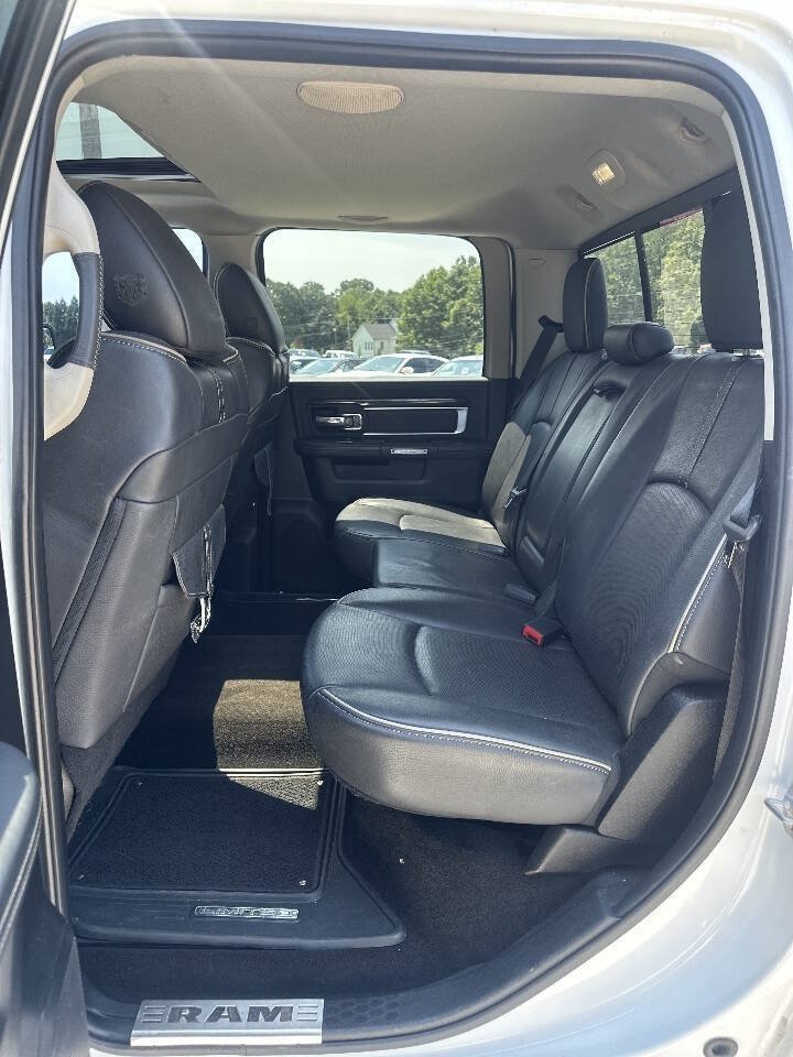 Used 2014 RAM 1500 Limited RWD image 29