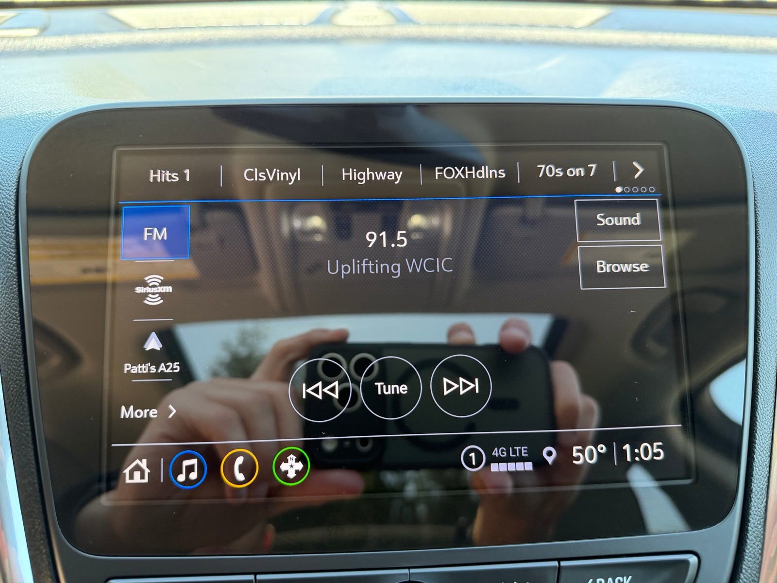 Used 2024 Chevrolet Equinox LT FWD image 18