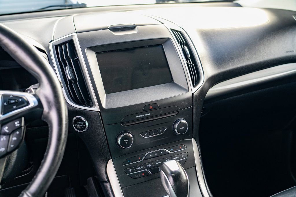 Used 2017 Ford Edge SEL w/ Canadian Touring Package image 18