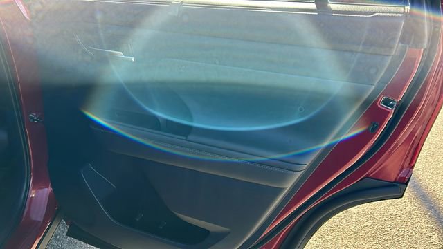 Used 2024 Toyota Highlander XLE image 12