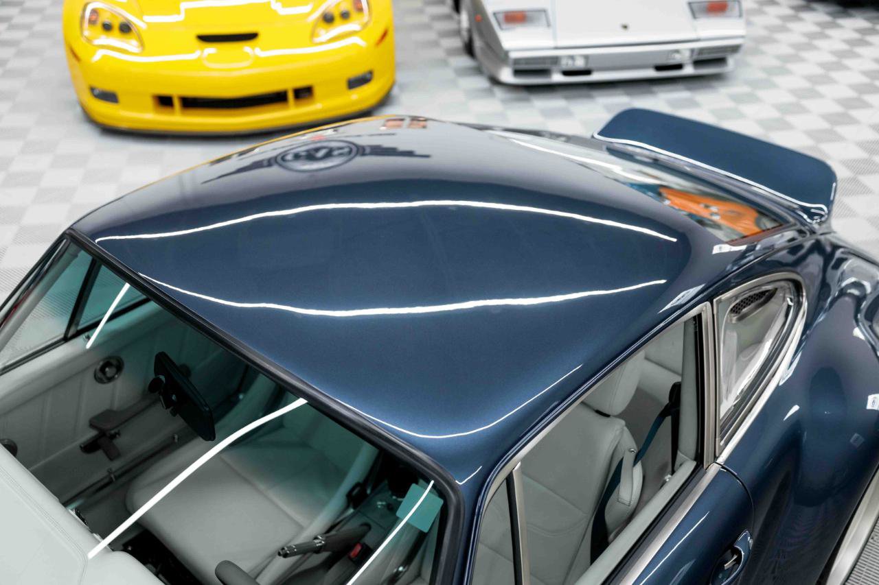 Used 1991 Porsche 911 Carrera image 24