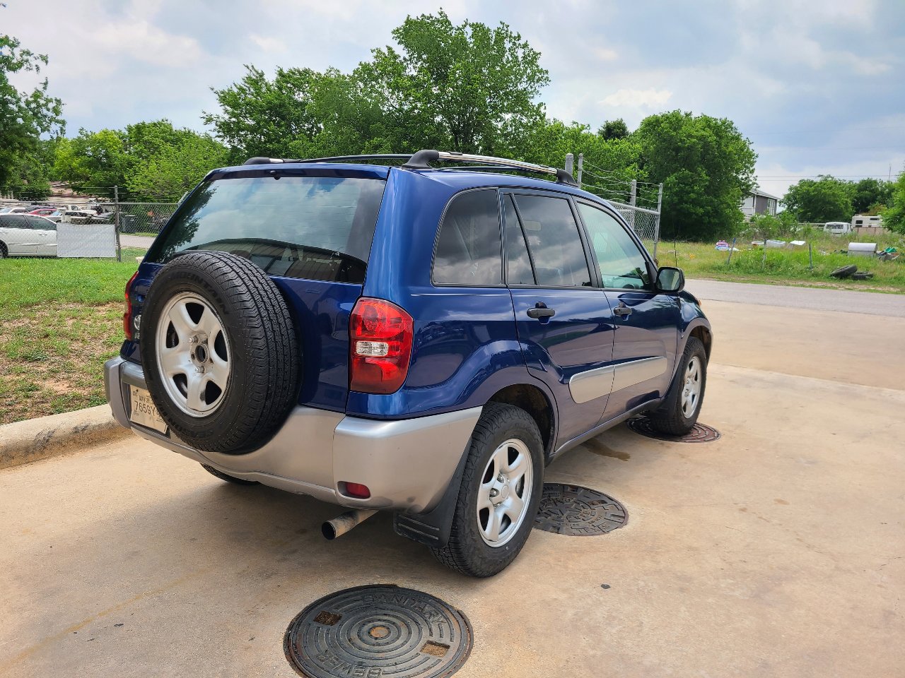 Used 2004 Toyota RAV4 2WD image 3