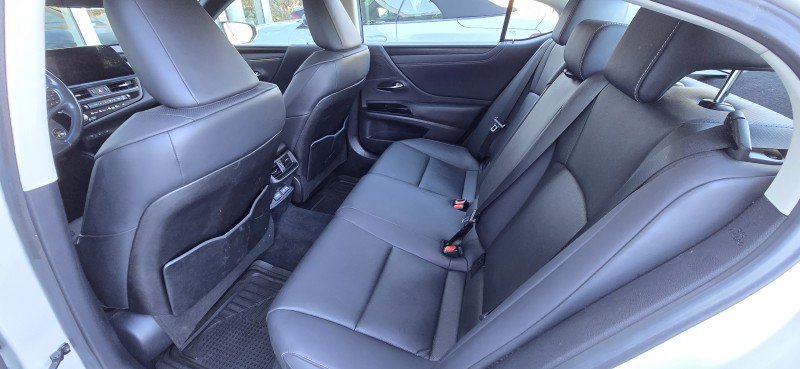 Used 2023 Lexus ES 350 w/ Premium Package image 17
