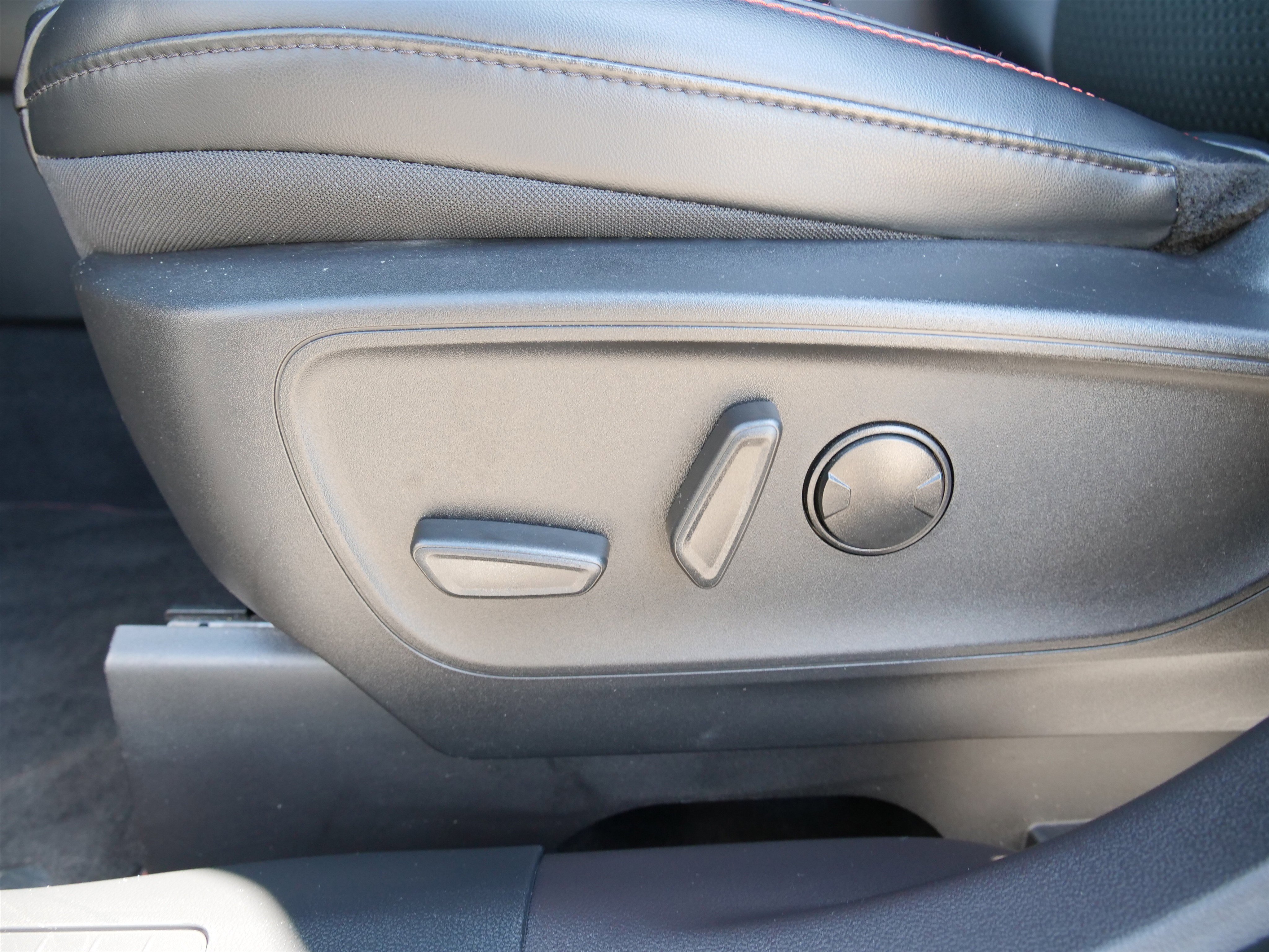 Used 2023 Ford Escape ST-Line w/ Tech Pack #1 image 15