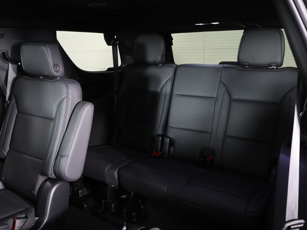 Used 2025 GMC Yukon Denali AWD/4WD image 41