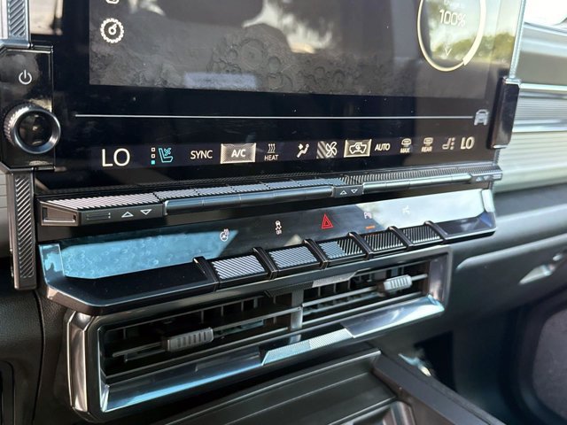 Used 2026 GMC Hummer EV SUV AWD/4WD image 26