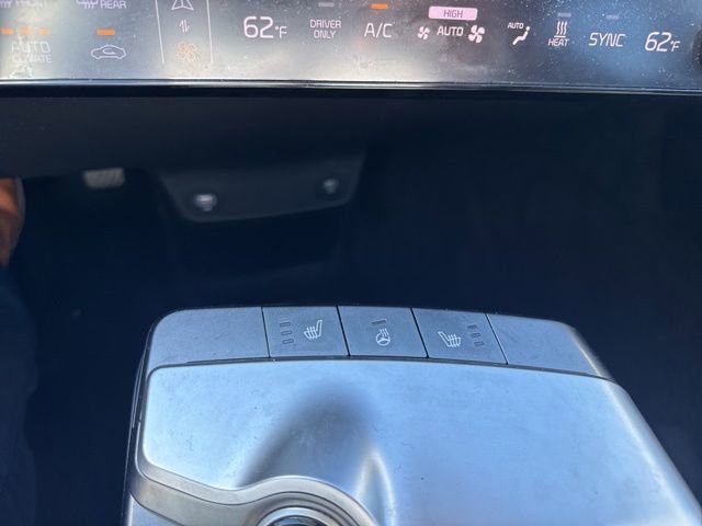 Used 2024 Kia EV6 Light AWD/4WD image 27