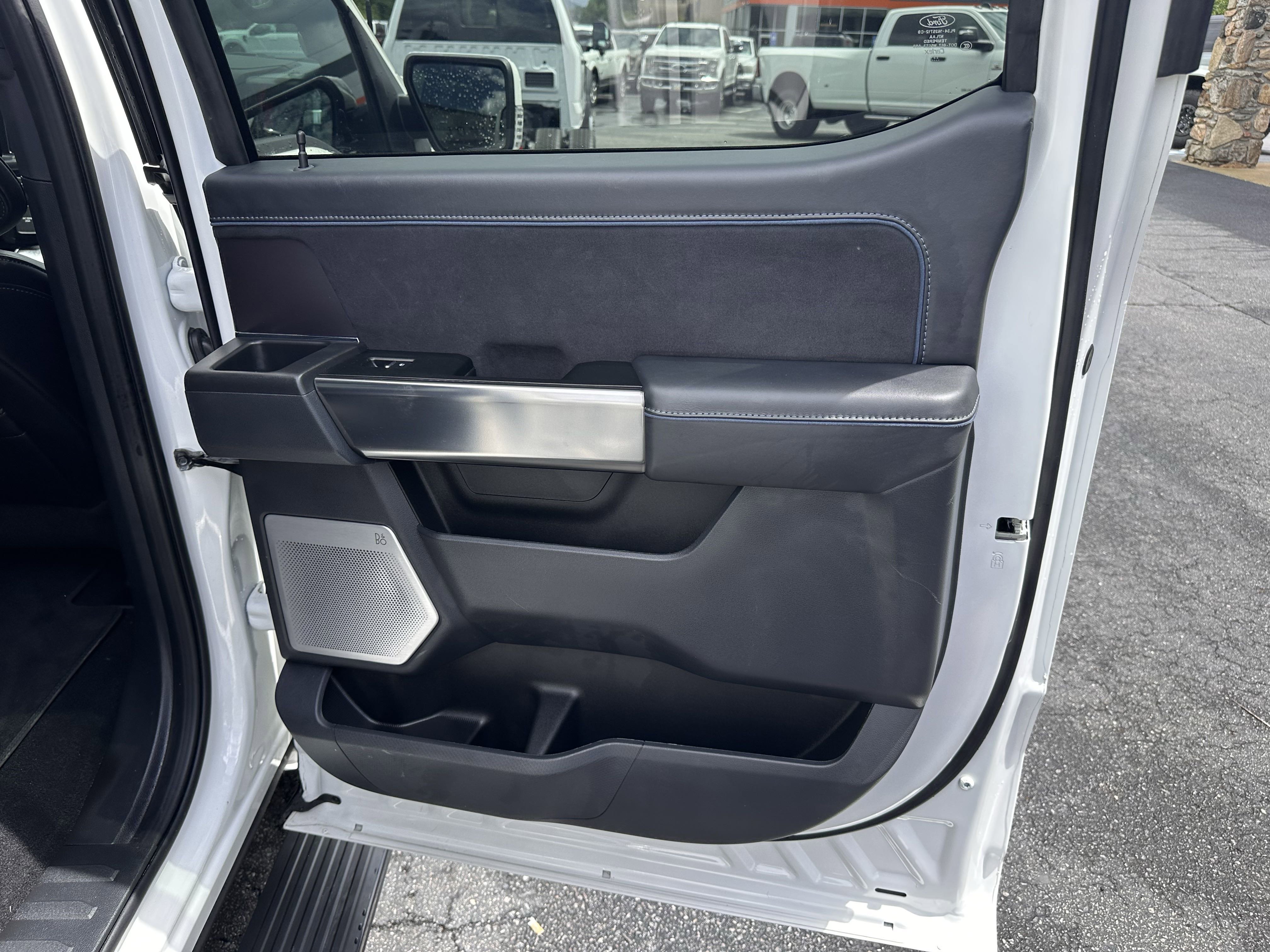 Used 2024 Ford F150 Platinum w/ Equipment Group 702A High image 18