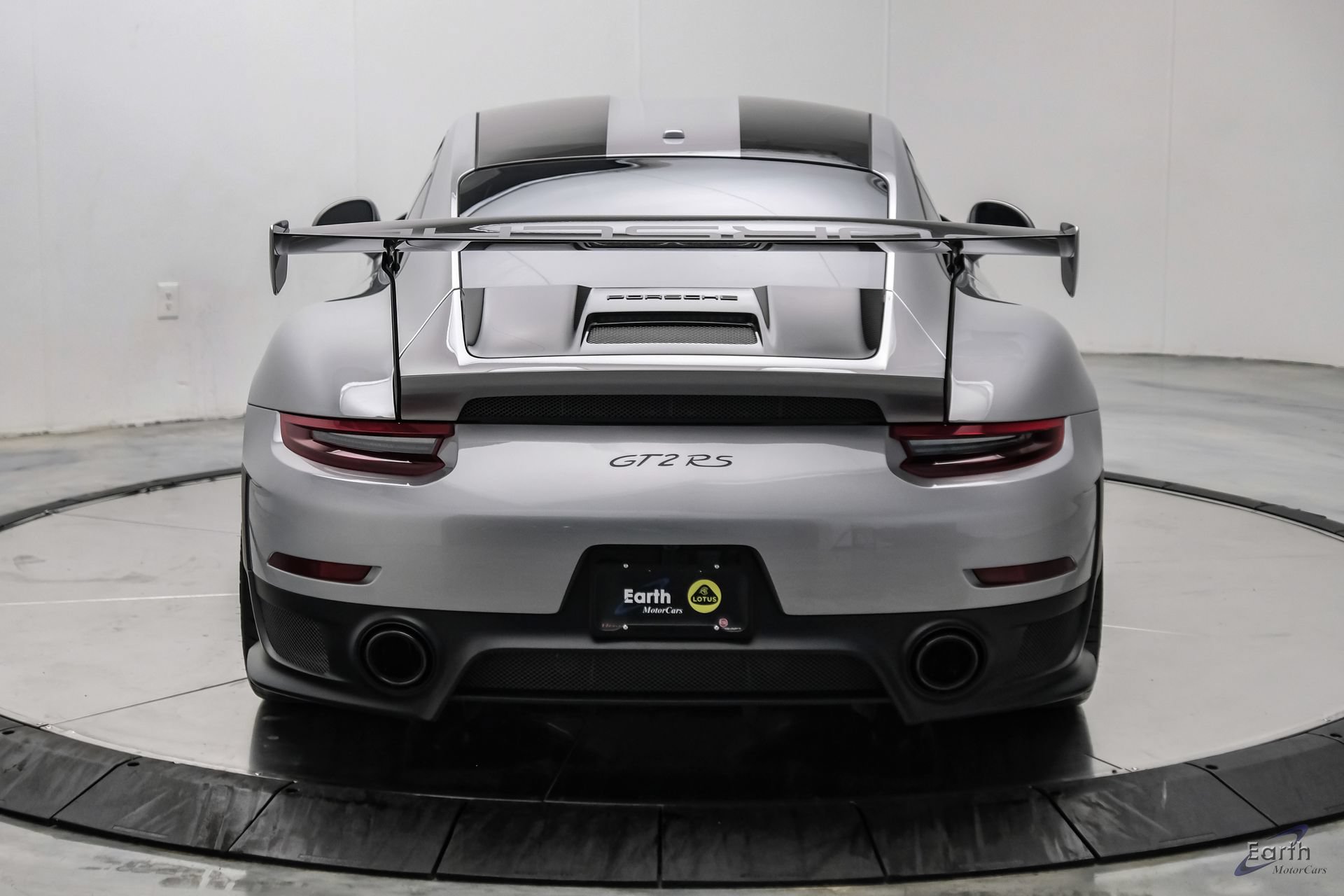 Used 2018 Porsche 911 GT2 RS RWD image 15
