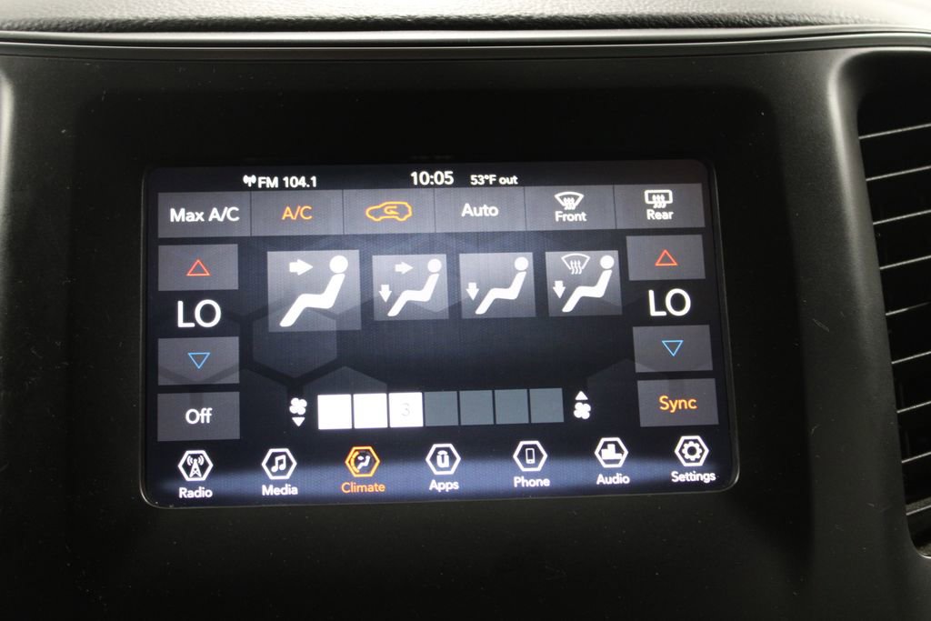 Used 2019 Jeep Cherokee Latitude Plus w/ Comfort/Convenience Group image 45