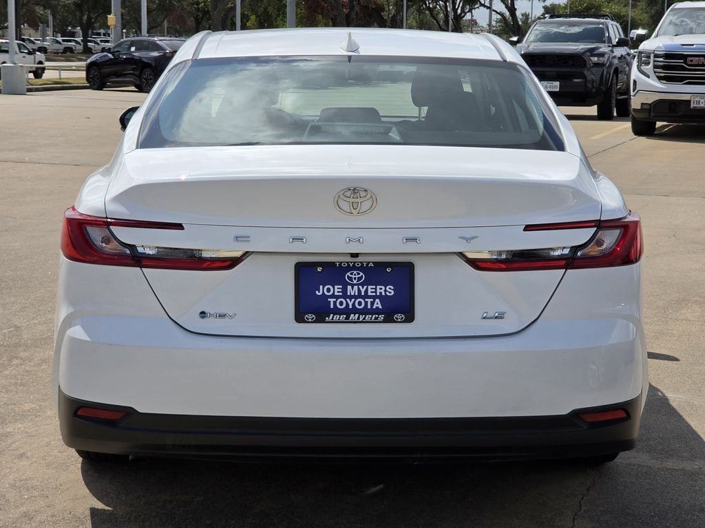 Used 2025 Toyota Camry LE FWD image 8