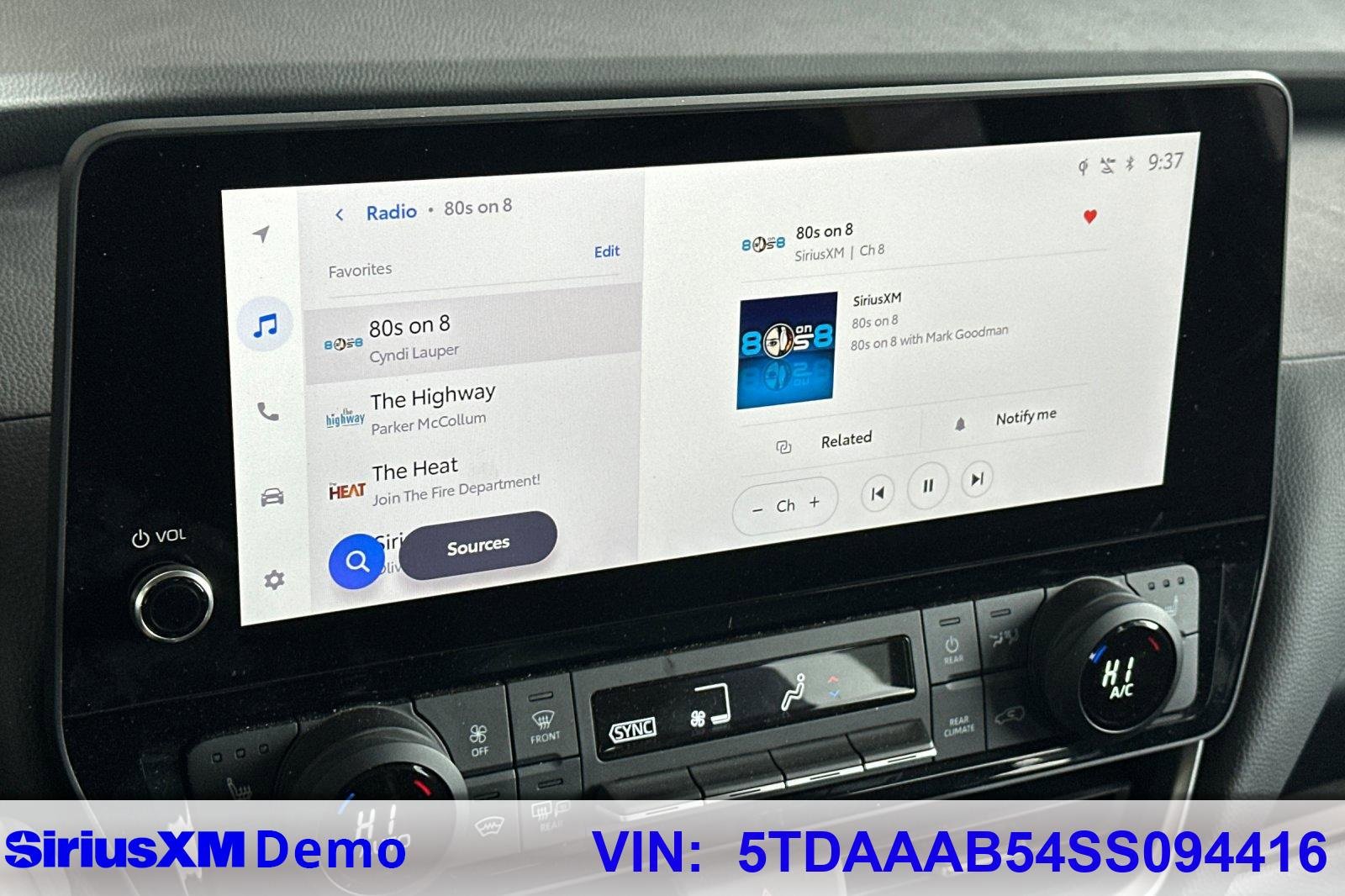 Used 2025 Toyota Grand Highlander AWD image 30