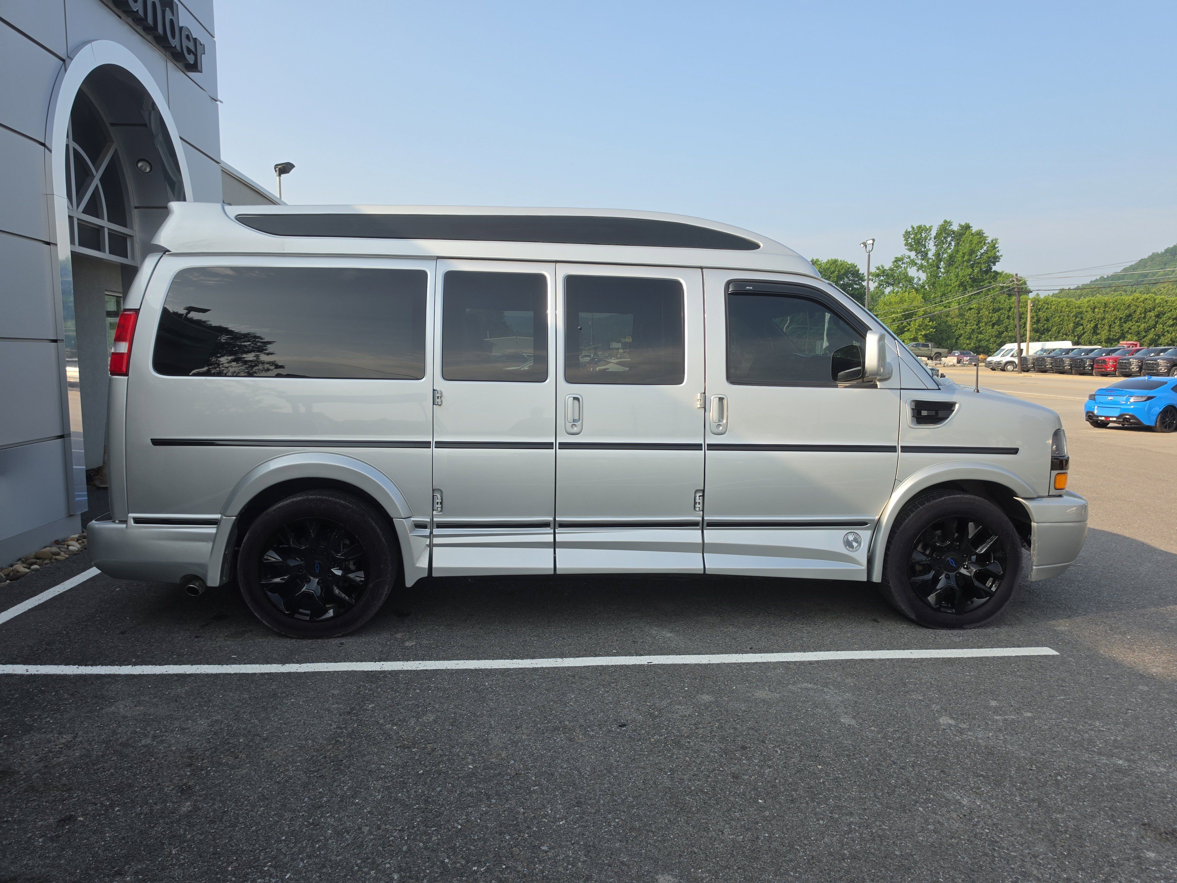 Used 2021 Chevrolet Express 2500 LS w/ Enhanced Convenience Package RWD video 2