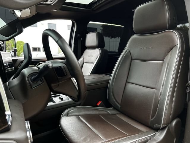 Used 2024 GMC Sierra 2500 Denali w/ Denali Reserve Package AWD/4WD image 30