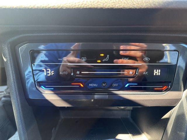 Used 2024 Volkswagen Tiguan SE R-Line AWD/4WD image 17