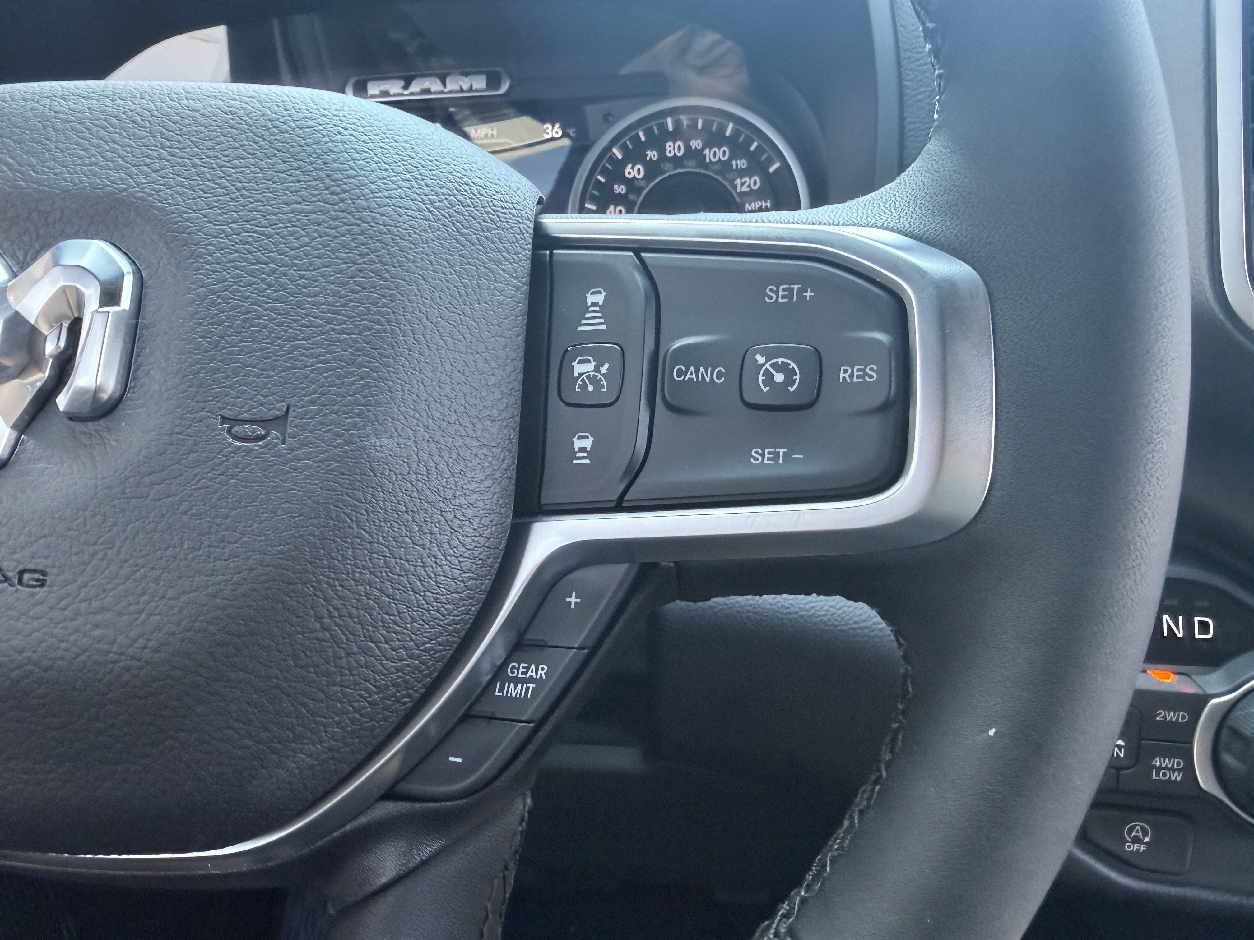 New 2026 RAM 1500 Big Horn AWD/4WD image 38