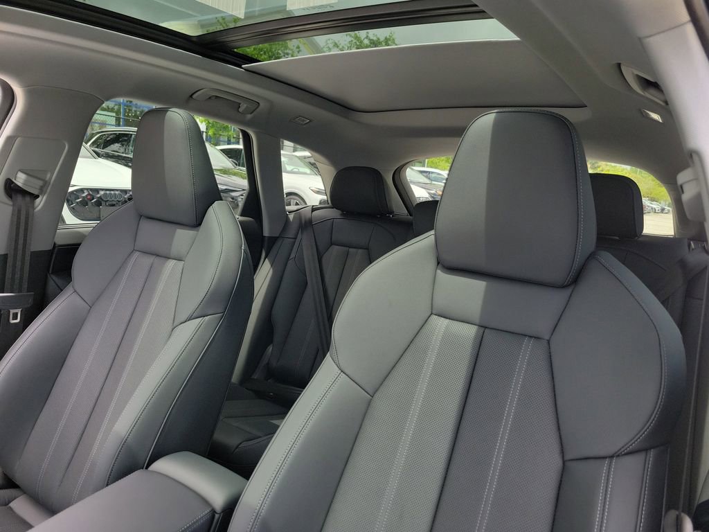 New 2026 Audi Q5 Premium Plus image 16
