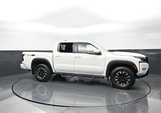 Certified 2023 Nissan Frontier PRO-4X w/ Technology Package AWD/4WD image 6