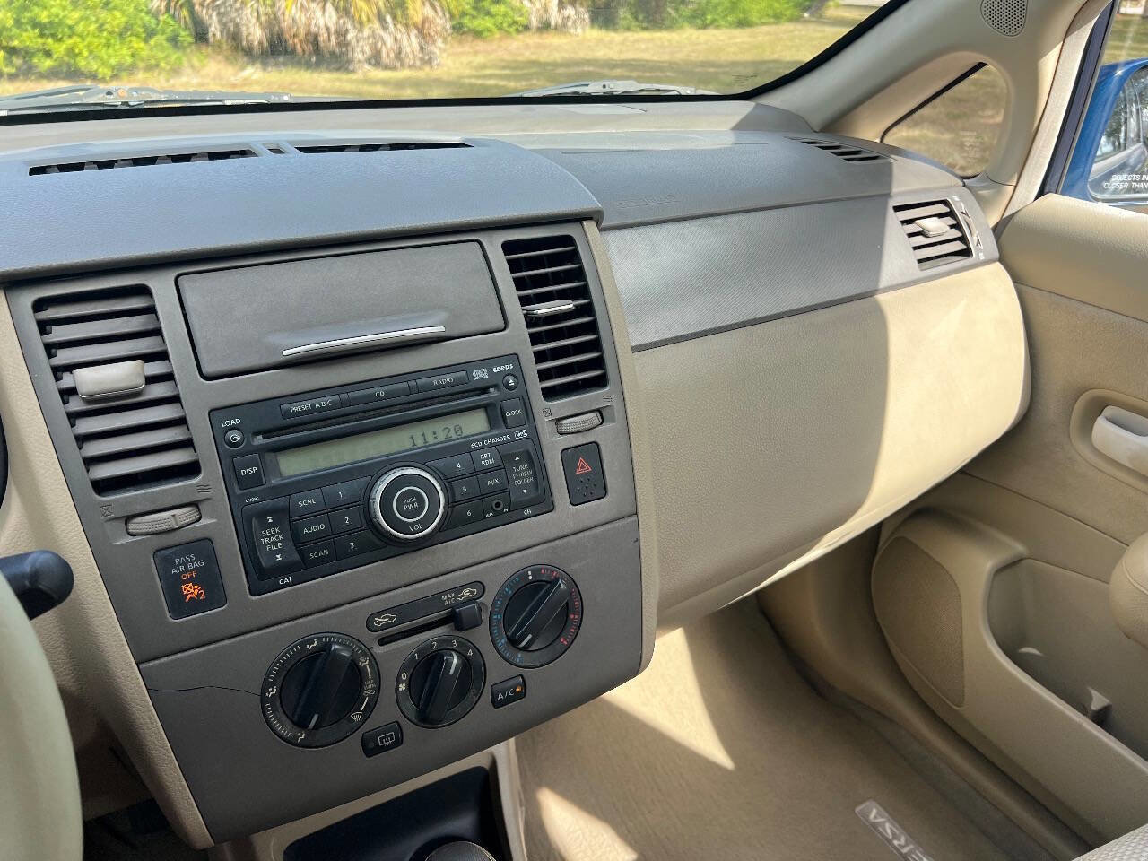 Used 2007 Nissan Versa 1.8 SL 4dr Hatchback (1.8L I4 w/ Convenience Pkg image 37