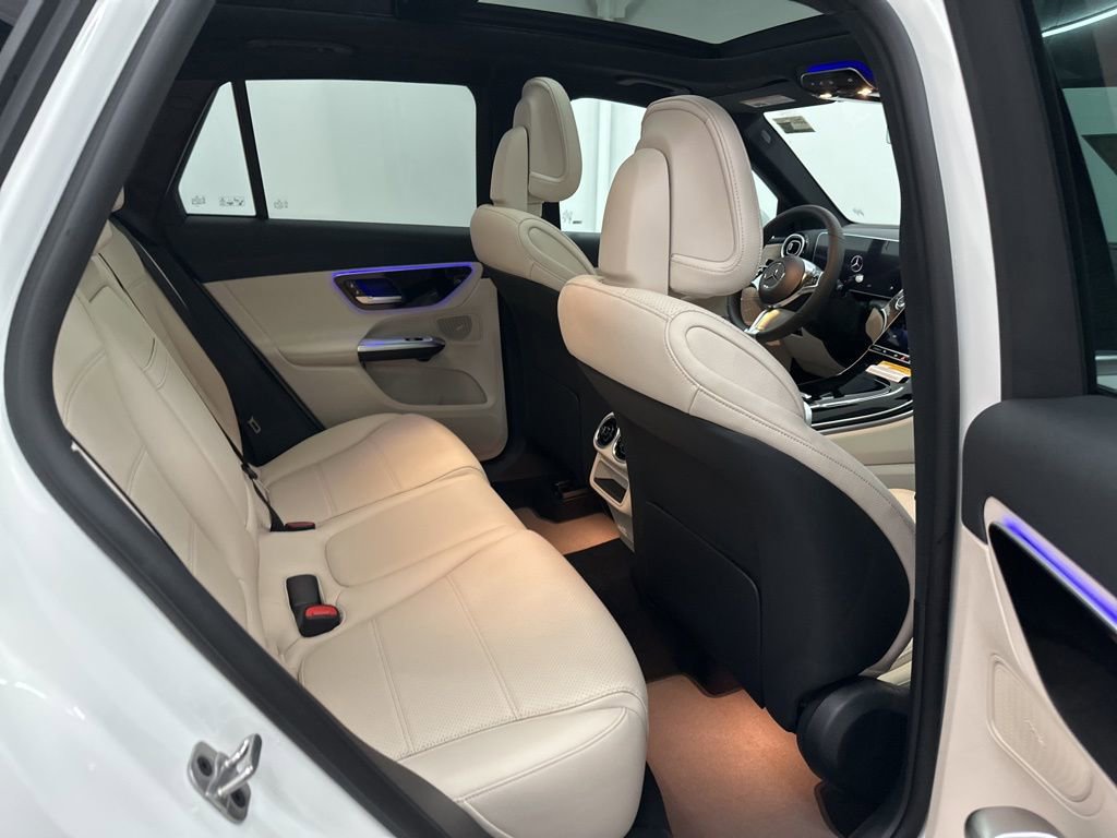New 2026 Mercedes-Benz GLC 300 image 23