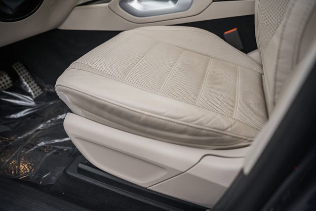 Used 2024 Mercedes-Benz GLS 450 4MATIC image 38