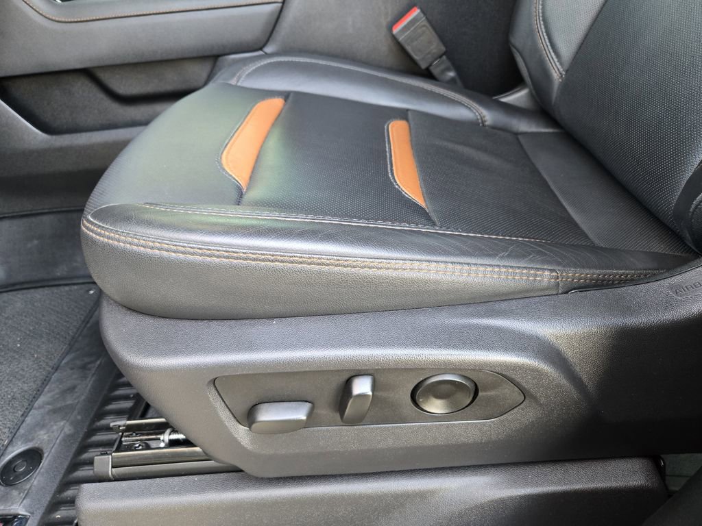 Used 2024 GMC Sierra 2500 AT4 w/ AT4 Premium Plus Package image 19