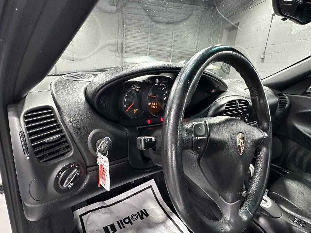 Used 2003 Porsche Boxster RWD image 15