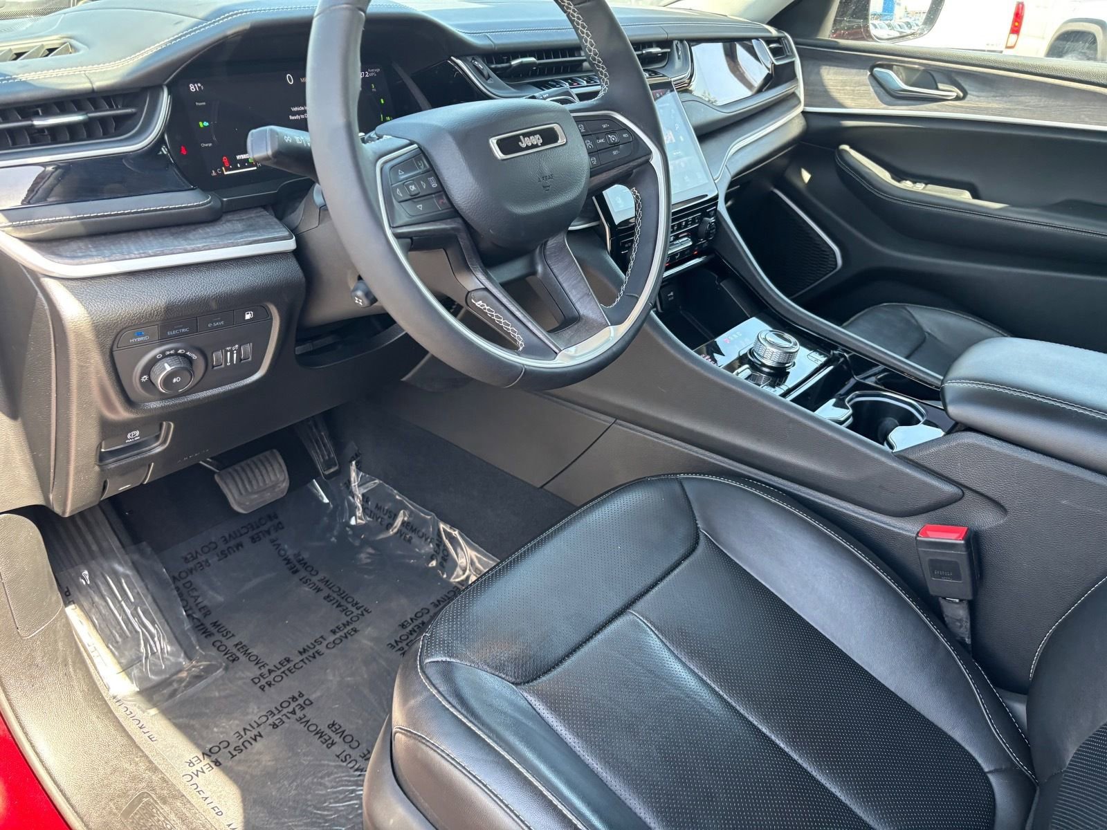 Used 2022 Jeep Grand Cherokee Limited 4xe w/ Luxury Tech Group II image 21