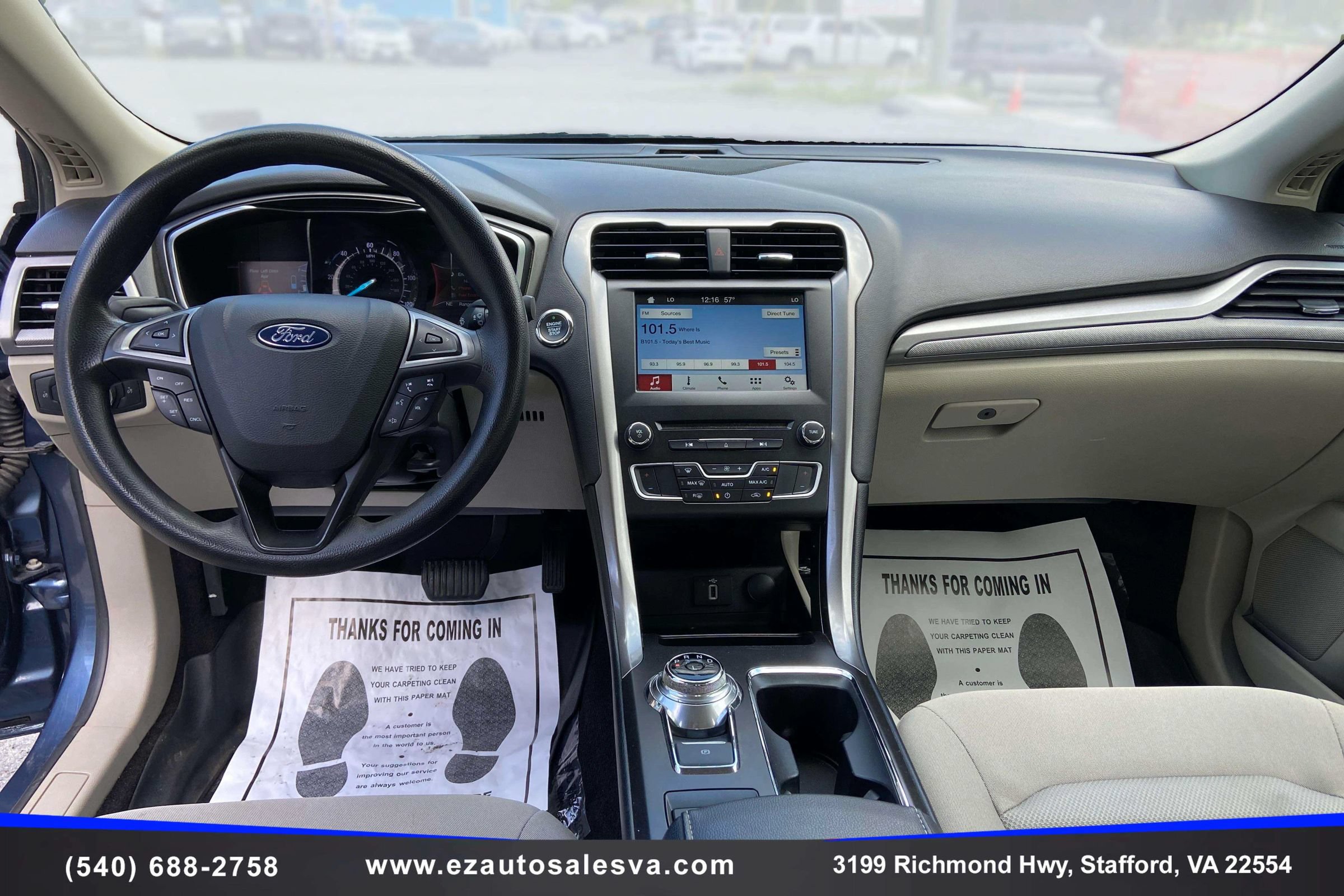 Used 2018 Ford Fusion SE FWD image 16