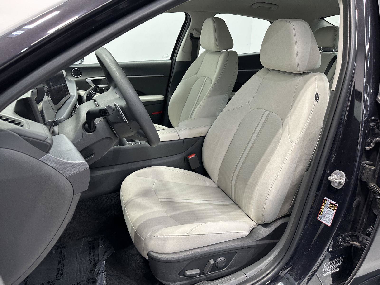 Certified 2024 Hyundai Sonata SEL AWD/4WD image 15