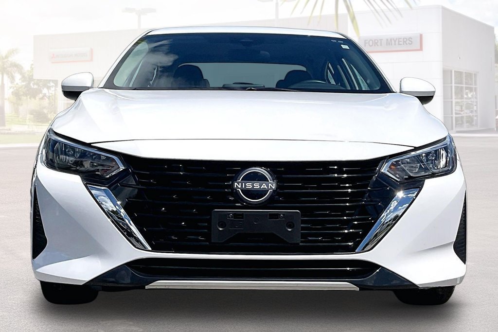 Used 2025 Nissan Sentra SV FWD image 23