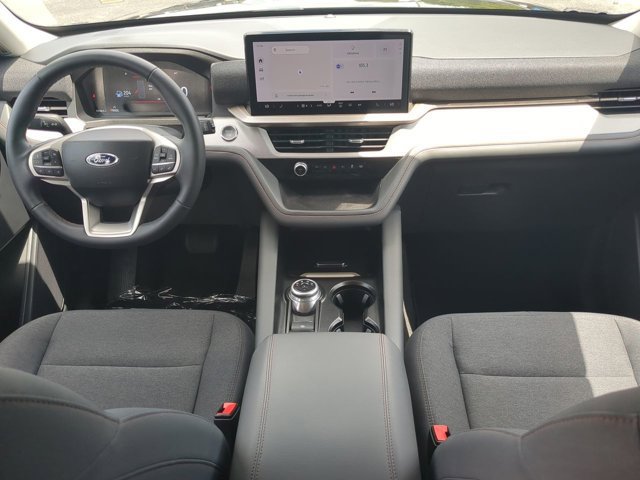 Used 2025 Ford Explorer Active RWD image 13