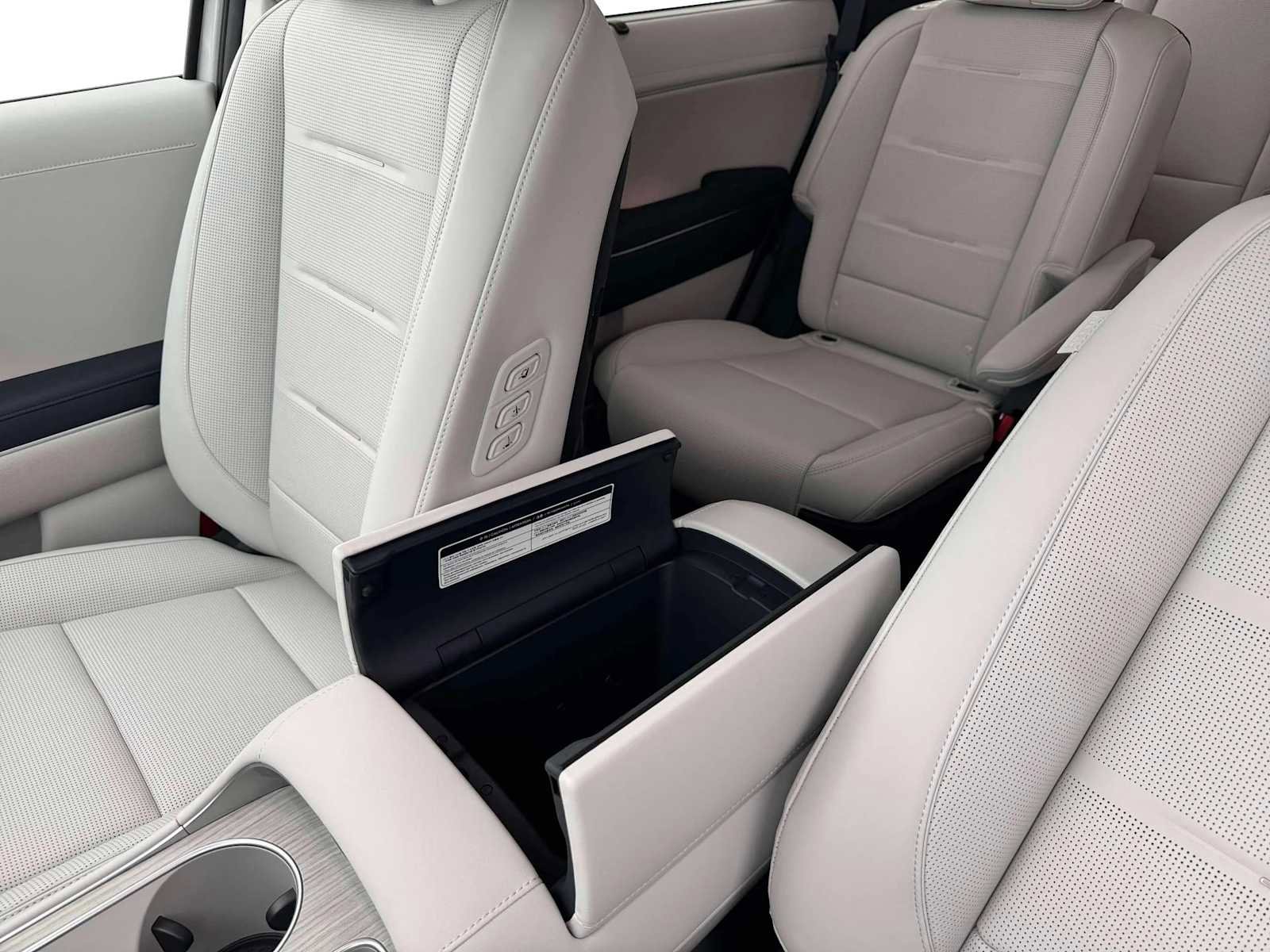 New 2026 Hyundai Palisade Calligraphy FWD image 19