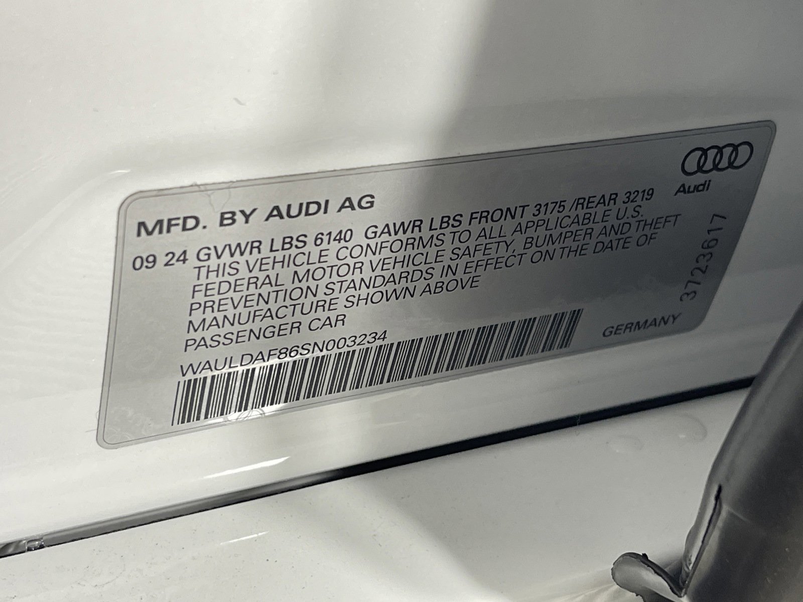 New 2025 Audi A8 L 3.0T image 40