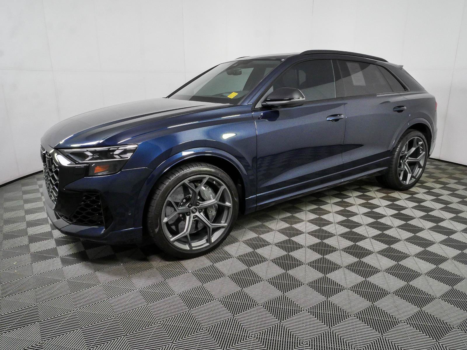 Used 2025 Audi RS Q8 performance AWD/4WD image 30