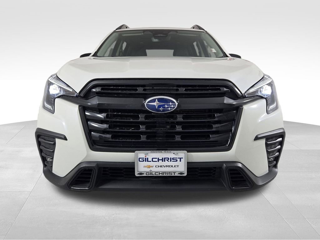 Used 2023 Subaru Ascent Onyx Edition image 2