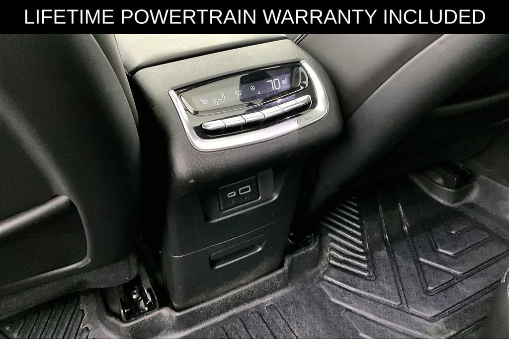 Used 2025 Cadillac XT6 Premium Luxury FWD image 31
