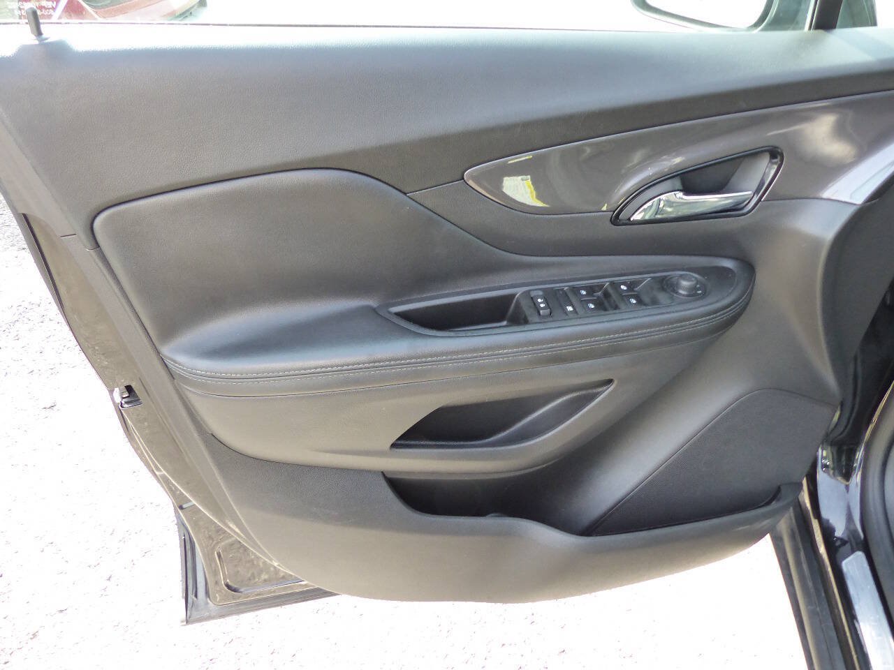 Used 2019 Buick Encore Preferred FWD image 15