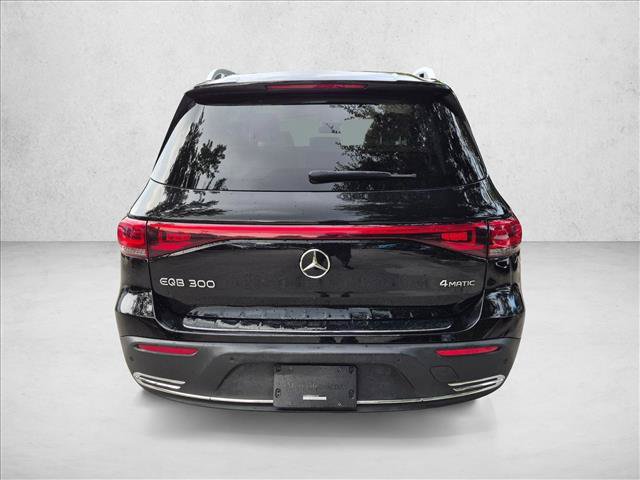Used 2023 Mercedes-Benz EQB 300 4MATIC w/ Pinnacle Package image 6