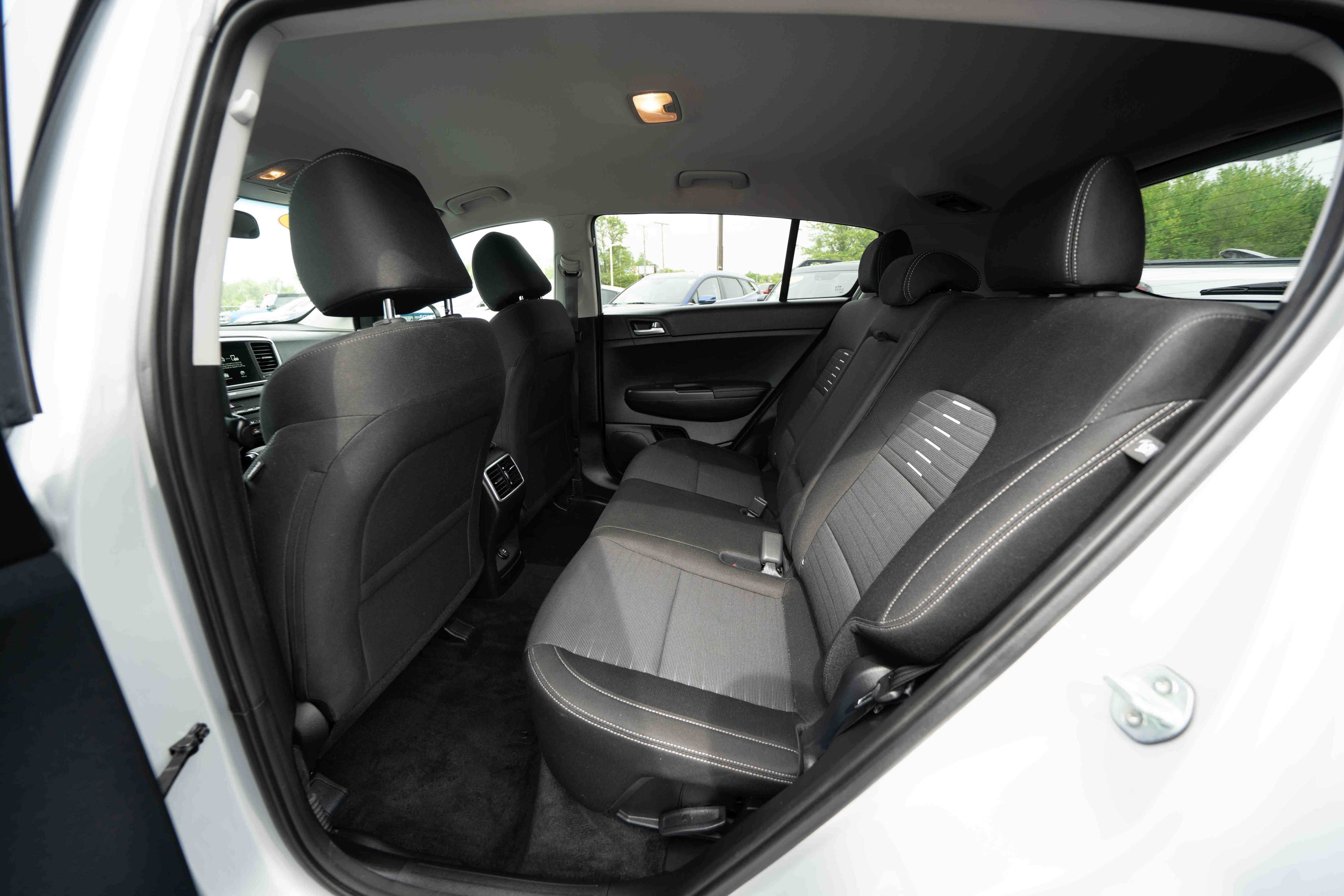 Used 2021 Kia Sportage LX w/ LX Fwd Popular Package image 23