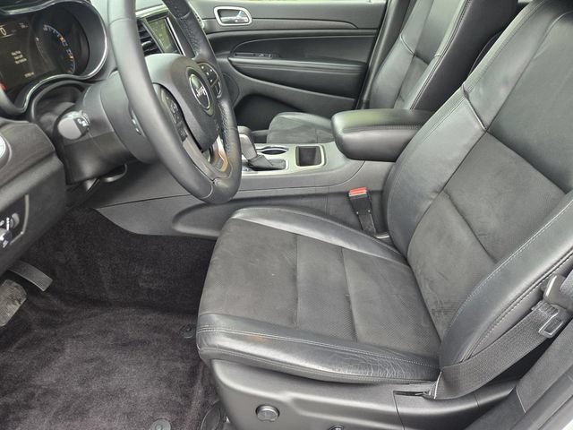 Used 2018 Jeep Grand Cherokee Altitude AWD/4WD image 11