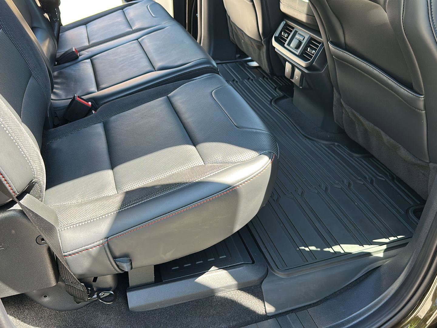 Certified 2025 Ford F150 Raptor AWD/4WD image 33