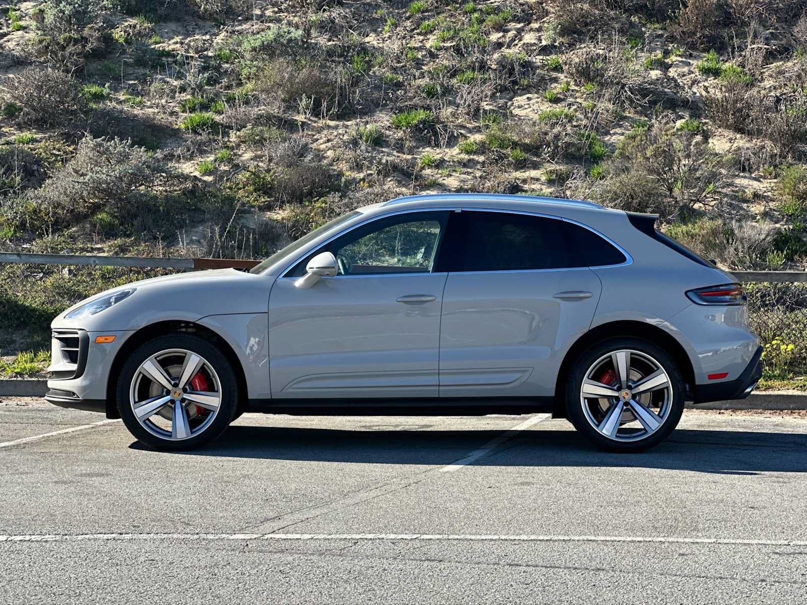 New 2026 Porsche Macan S AWD/4WD image 2